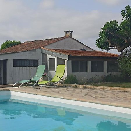 Chalet Typique Au Coeur De La Petite Camargue Villa Vauvert Luaran gambar
