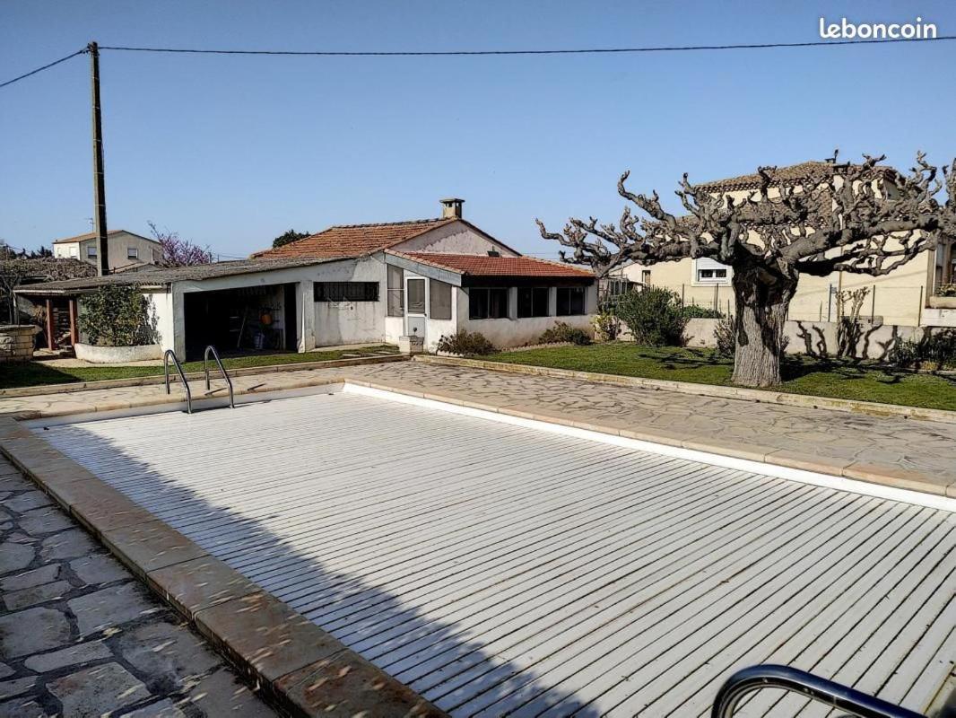 Chalet Typique Au Coeur De La Petite Camargue Villa Vauvert Luaran gambar
